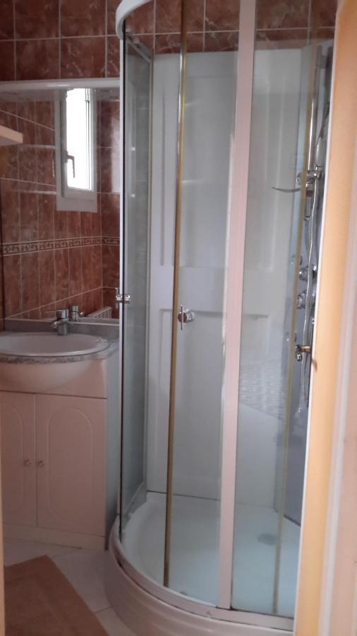 Agréable logement dans petit village sud-essonne Champcueil Esterno foto